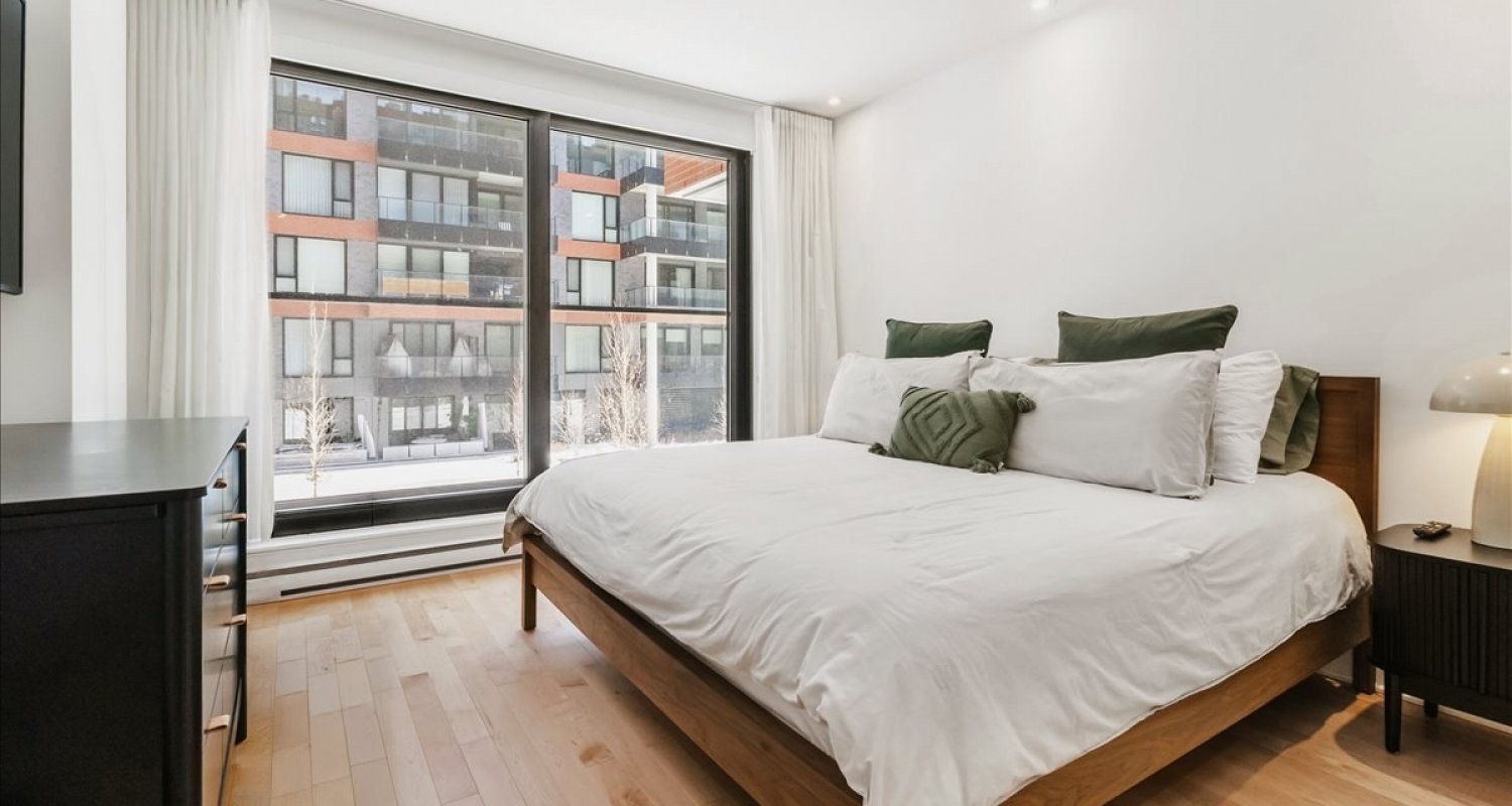 Rue du Square-Sir-George-Étienne-Cartier