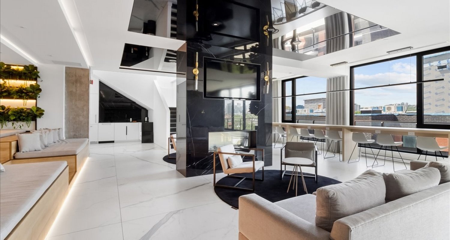 Rue du Square-Sir-George-Étienne-Cartier