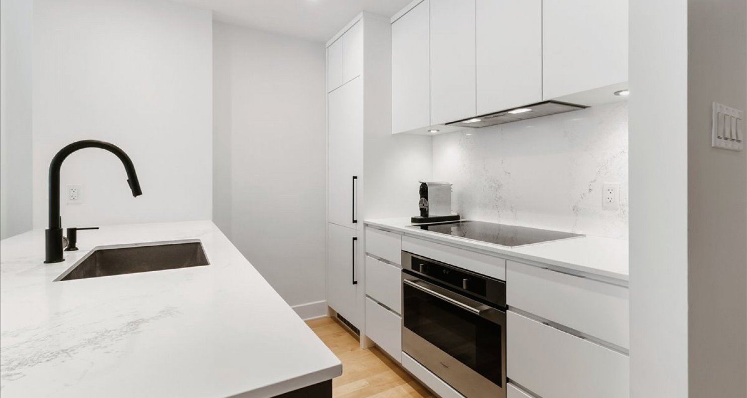 Rue du Square-Sir-George-Étienne-Cartier