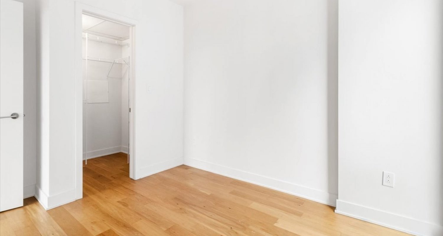 Rue Ste-Catherine E.