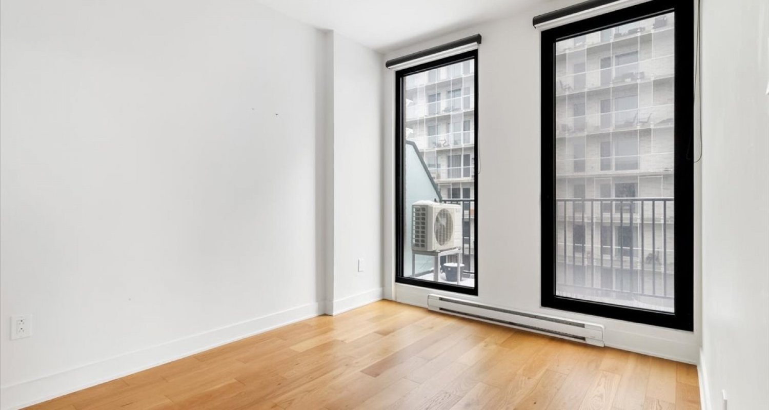 Rue Ste-Catherine E.